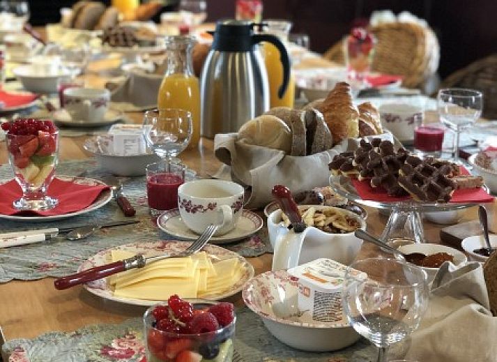 Hoeve Westdijk bed and breakfast aan het water in Brugge, West-Vlaanderen, omgeven door natuur en rust.