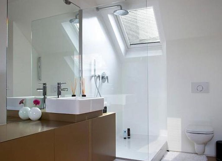Guest house 010463 - Bed and Breakfast Antwerp - B&B Yellow Submarine