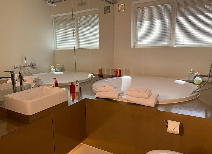 Guest house 010463 - Bed and Breakfast Antwerp - B&B Yellow Submarine