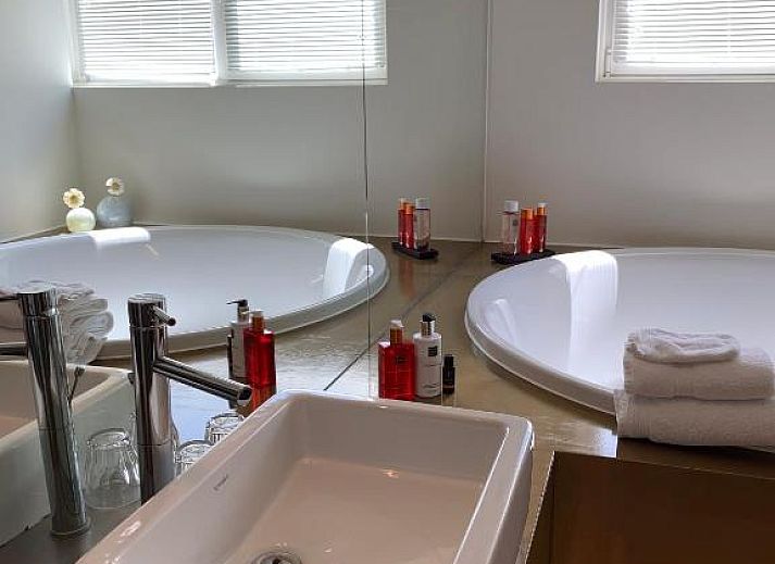Guest house 010463 - Bed and Breakfast Antwerp - B&B Yellow Submarine