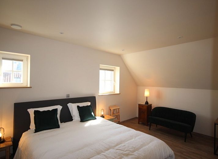 Breakfast with fresh fruit and croissants at B&B 't Mjeels Pierke, Meerle, Antwerp.