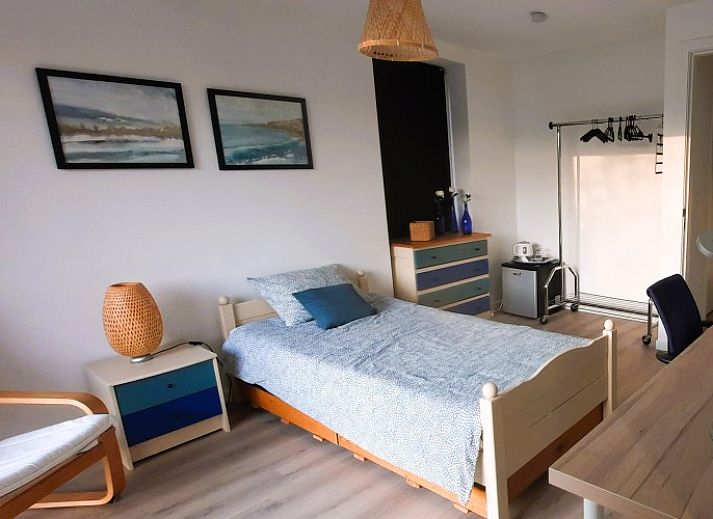 B&B Waterzicht in Wijnegem, Antwerpen, bietet moderne Unterkuenfte mit herrlichem Blick auf die gruene Umgebung.