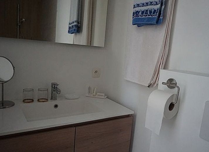 Geniessen Sie den Garten und die Terrasse des B & B Waterzicht in Wijnegem, einem entspannenden Bed & Breakfast in Antwerpen.