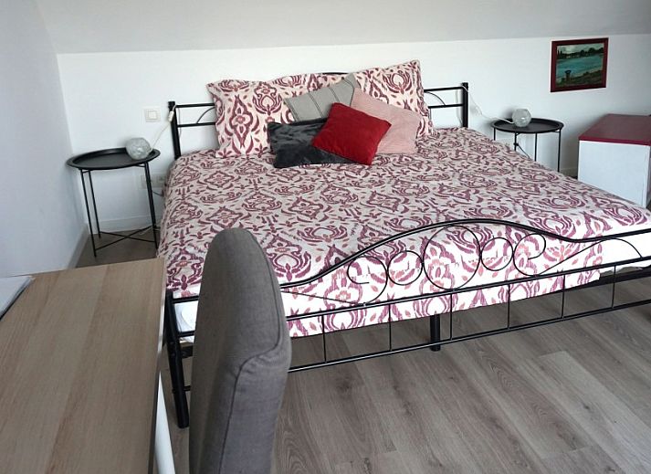 Komfortables Zimmer im B&B Waterzicht, Wijnegem, Antwerpen, mit einer einladenden Atmosphaere fuer eine gute Nachtruhe.