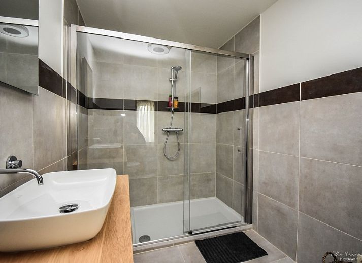 Cozy dining area at B&B De Bloesem in Tongeren, Limburg, Belgium, bed and breakfast.