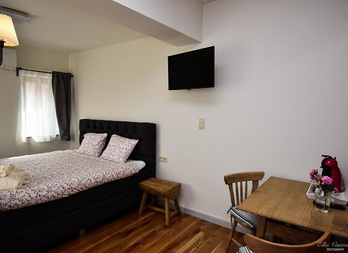 Comfortable living space in B&B De Bloesem in Tongeren, Limburg, Belgium, bed and breakfast.