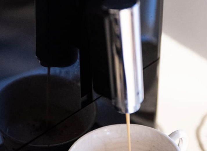 Comfortabele slaapkamer in Huisje in Aubel, bed and breakfast in de Ardennen, met modern interieur en natuurlijk licht.