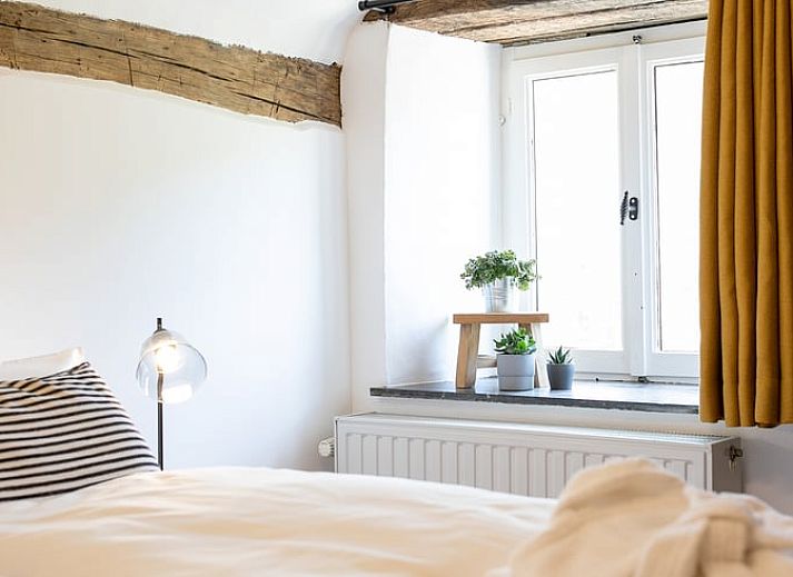 Uitgebreid ontbijtbuffet met vers fruit en broodjes in Vakantiehuisje in Stoumont, Ardennen.